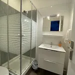 La Bonne Hotesse Hotel Chambon-sur-Lac