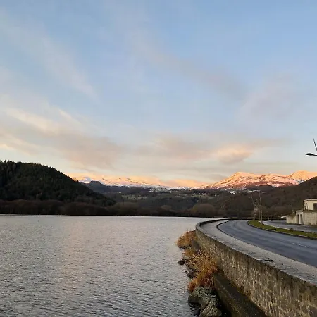 Hotel La Bonne Hotesse Chambon-sur-Lac