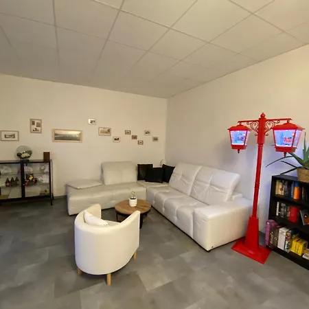 La Bonne Hotesse Hotel