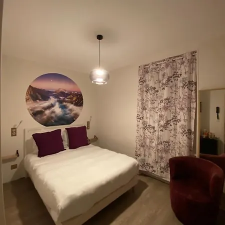 La Bonne Hotesse Hotel
