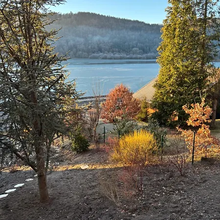 Отель La Bonne Hotesse 3*