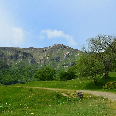 La Bonne Hotesse Chambon-sur-Lac